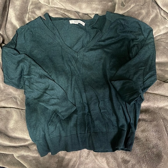 Zara - Green Knit Long Sleeve - Picture 1 of 5